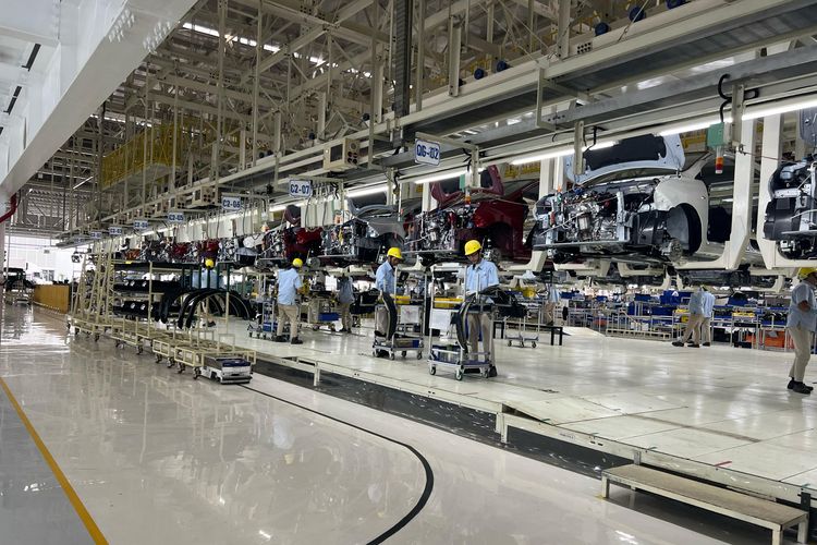 Rupiah Melemah, Harga Mobil Daihatsu Tetap Stabil