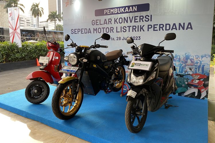 Pemerintah Bentuk Satgas Transisi Energi, Fokus Konversi Motor Listrik