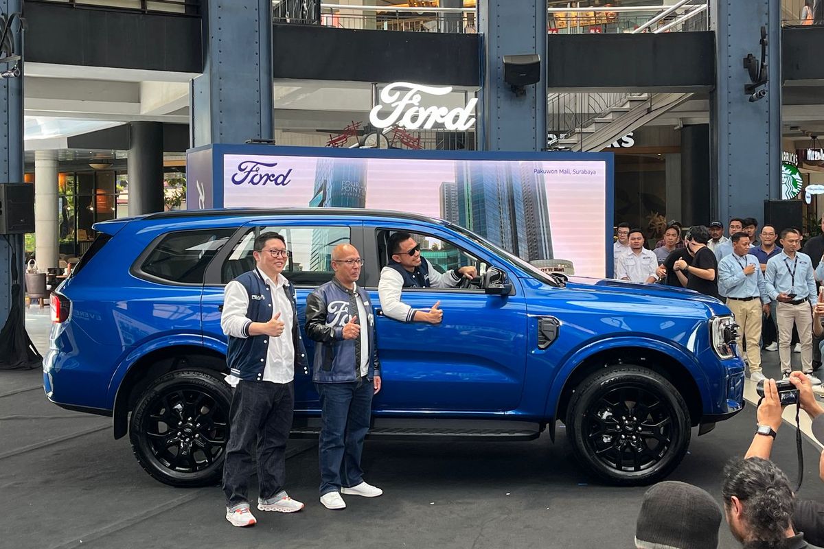 Ford, Ford Everest Sport Resmi Meluncur, Harga Rp 799 Juta