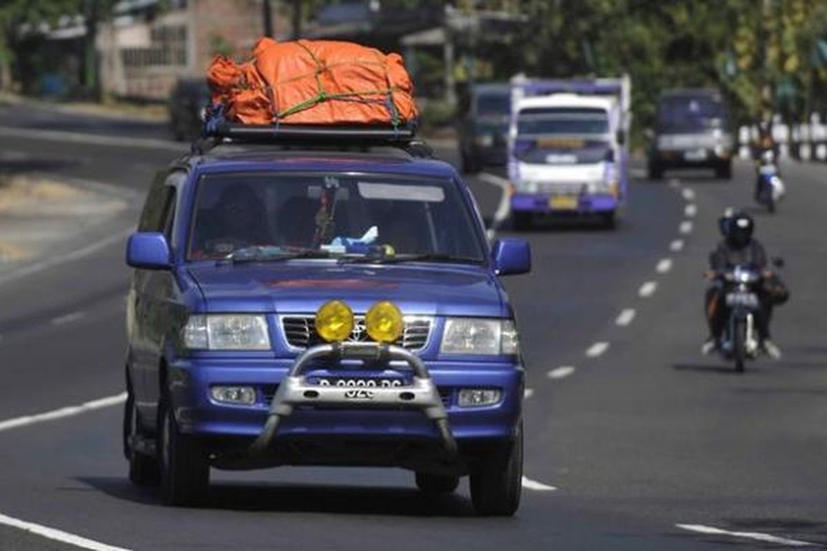 Jangan Sembarang Bawa Barang di Atap Mobil Saat Mudik