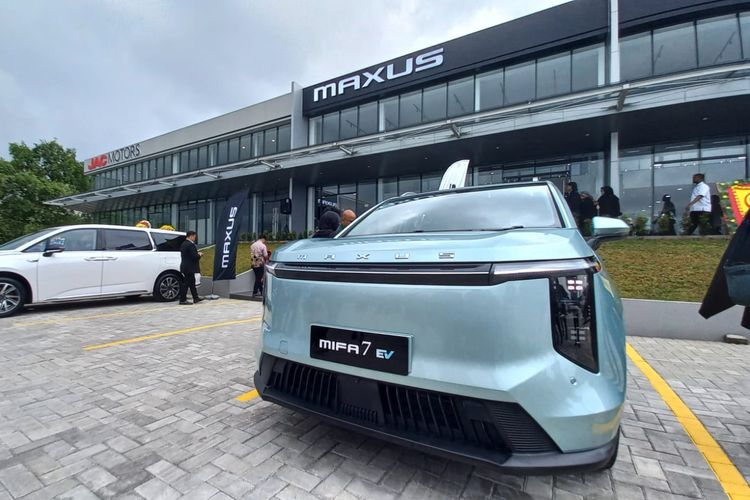 Maxus Tantang Persaingan MPV Listrik di Indonesia