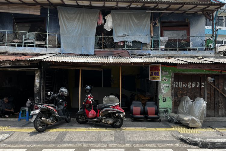 Bengkel Lokal Juga Bisa Bikin Jok Model Balap