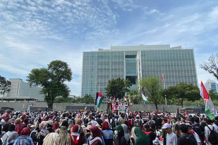 Ada Demonstrasi dan Laga Persija di Jakarta Hari Ini