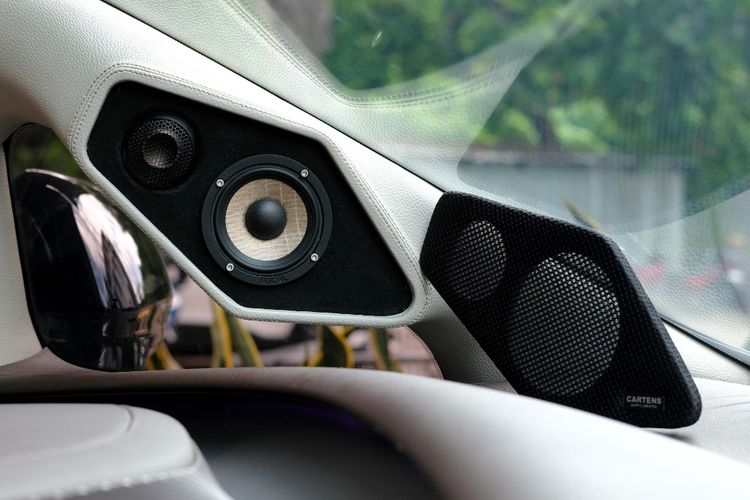 Jangan Asal Upgrade, Ini Penyebab Speaker Bawaan Mobil Cepat Rusak