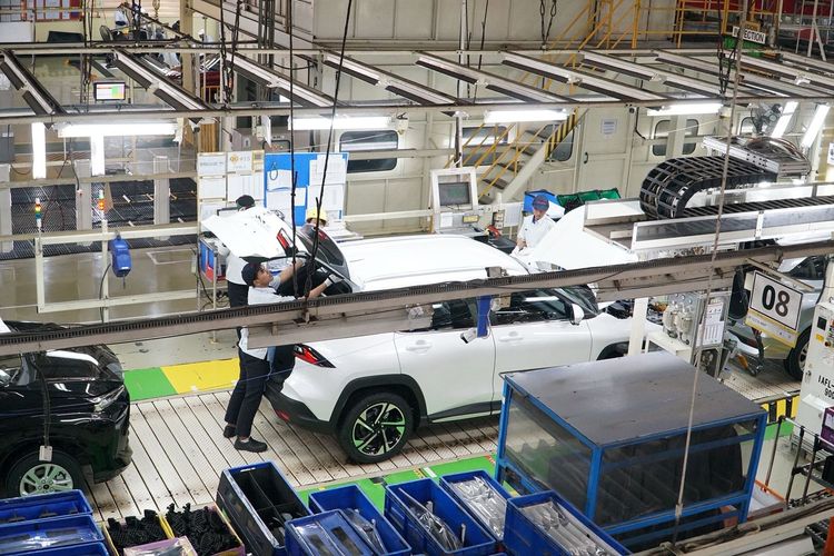 Dampak Konflik Global, TMMIN Akui Pasar Otomotif Tahun Ini Berat