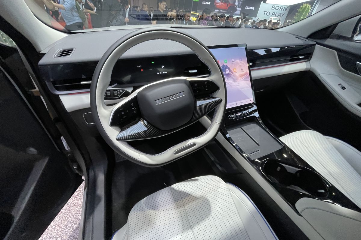Jaecoo, Mengulas Interior Jaecoo J5 EV yang Dipamerkan di Auto Shanghai 2025