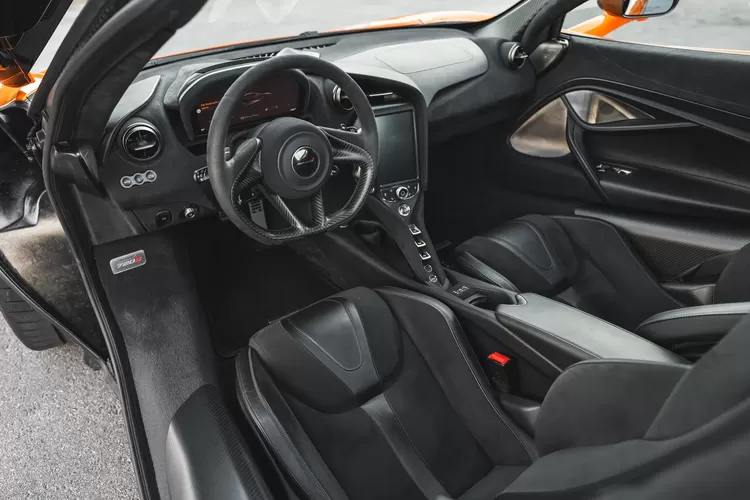 Bahaya Mematikan Fitur Keselamatan pada Supercar, Risikonya Bisa Fatal