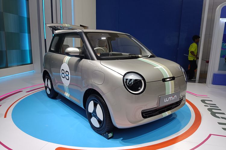 Pesan Changan Lumin dan Deepal S07 Sekarang Dikirim Bulan Depan