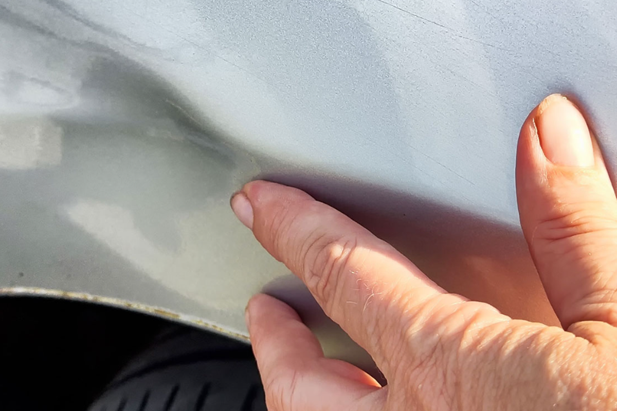 Teknik PDR: Atasi Bodi Mobil Penyok Tanpa Pengecatan