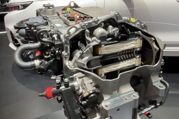 Bos Honda Spill Strategi Menghadapi Dominasi Produsen EV Tiongkok