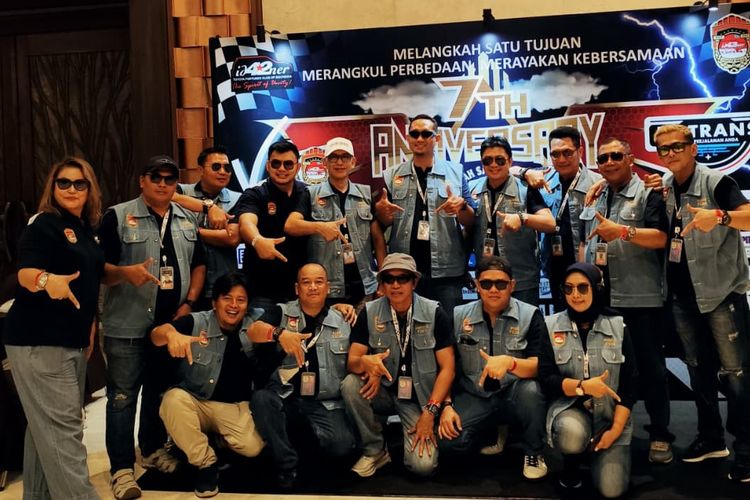 Komunitas Toyota Fortuner di Bekasi Gelar HUT ke-7