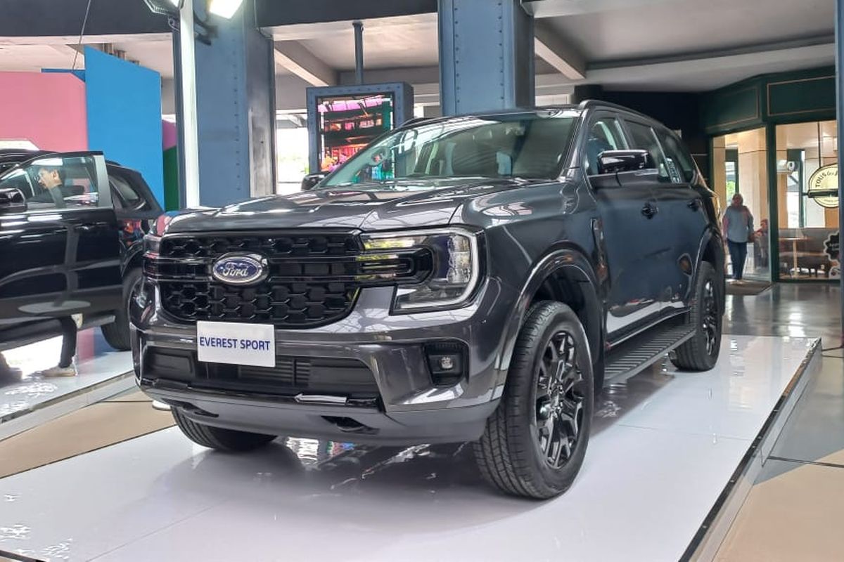 Ford, Ford Everest, Ford Everest Sport Meluncur di Surabaya, Harga Mulai Rp 813 Juta