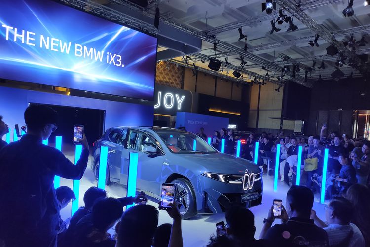 BMW iX3 Resmi Dijual di GIIAS 2026, Dibanderol Rp 2,269 Miliar