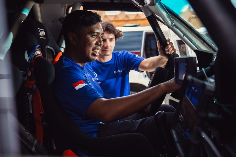 Persiapan Rally Dakar 2026: Julian Johan Latihan di Gurun Sahara