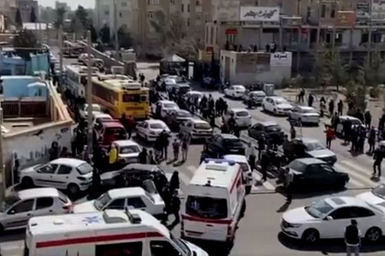 Selain Ambulans, Ini Kendaraan yang Punya Prioritas di Jalan