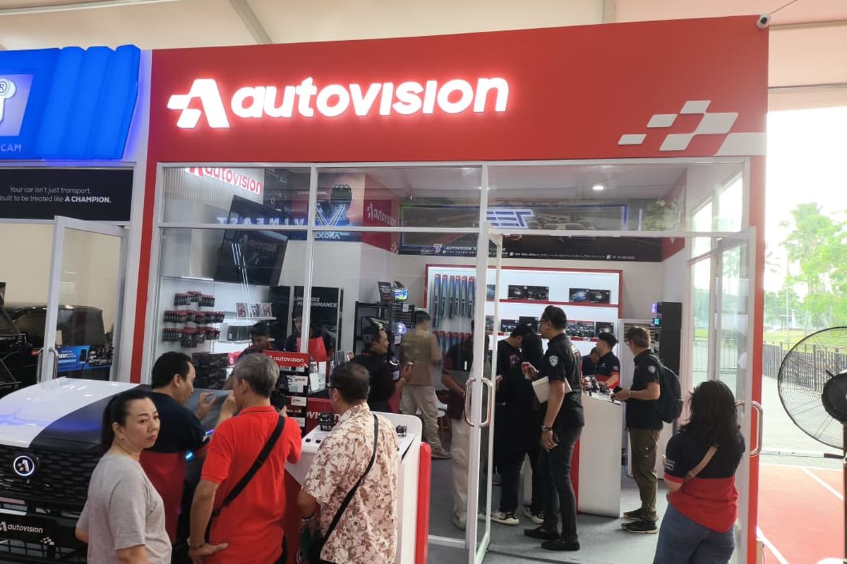 Merek Lampu Ini Berikan Edukasi dan Inovasi Baru di GIIAS 2025