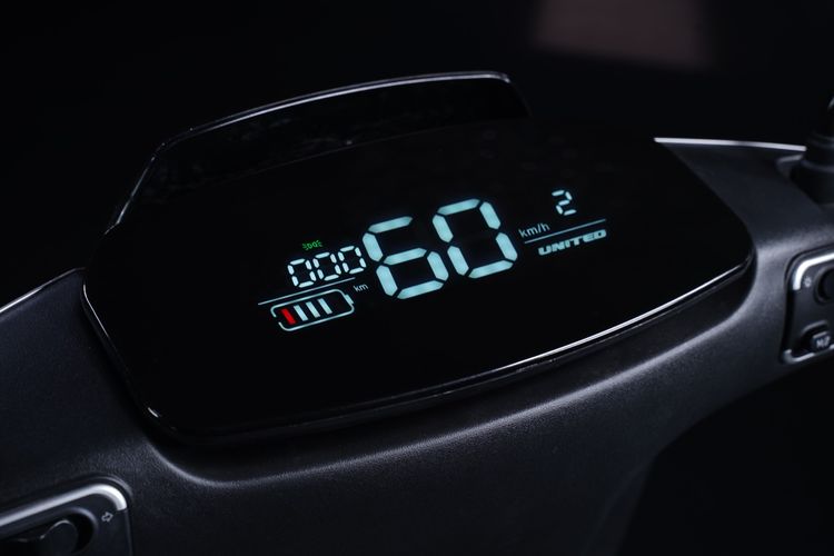 Kapasitas Baterai Motor Listrik: Kunci Performa dan Usia Optimal