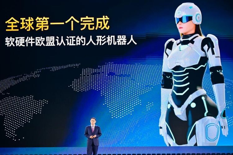 Mornine, Robot Humanoid Pimpin Presentasi di Ajang Inovasi Chery