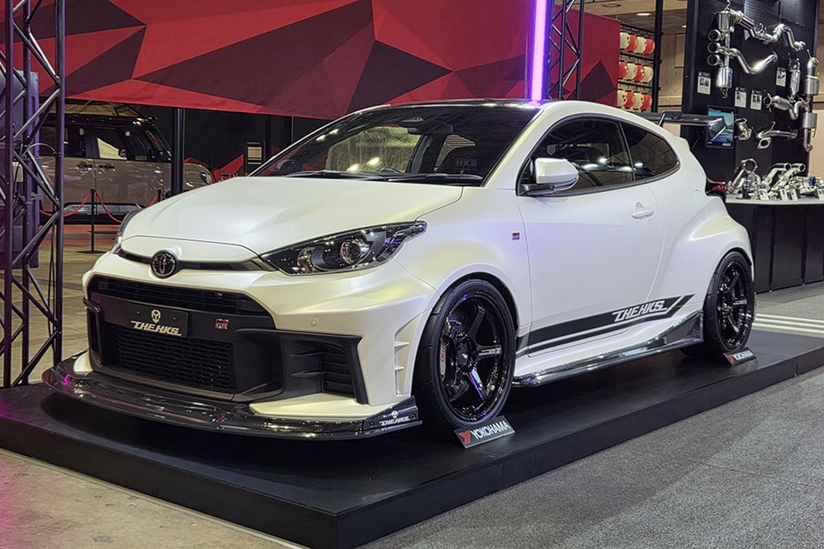 The HKS GR Yaris Dimension Y Meluncur di Tokyo Auto Salon 2026