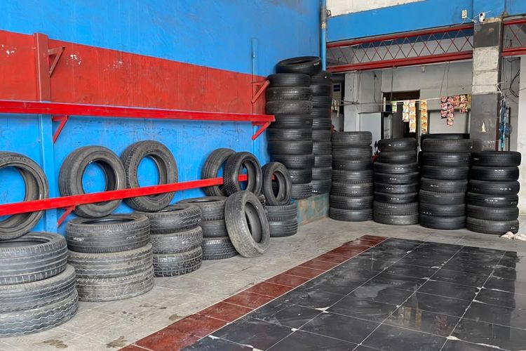 Harga Separuh Ban Baru, Ban Mobil Bekas Jadi Pilihan Saat Darurat