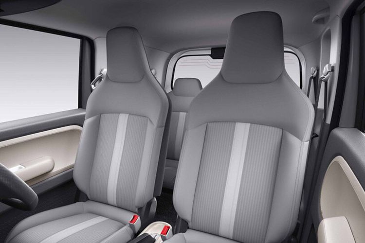 Tren Jok Mobil Kulit: Mengapa Mobil China Jarang ke Bengkel Jok?