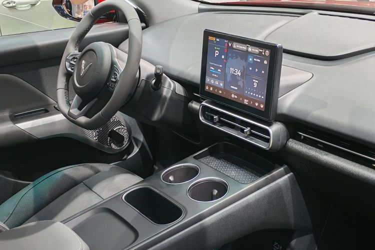 VinFast VF MPV 7 Tidak Punya Cluster Meter, Ini Alasannya