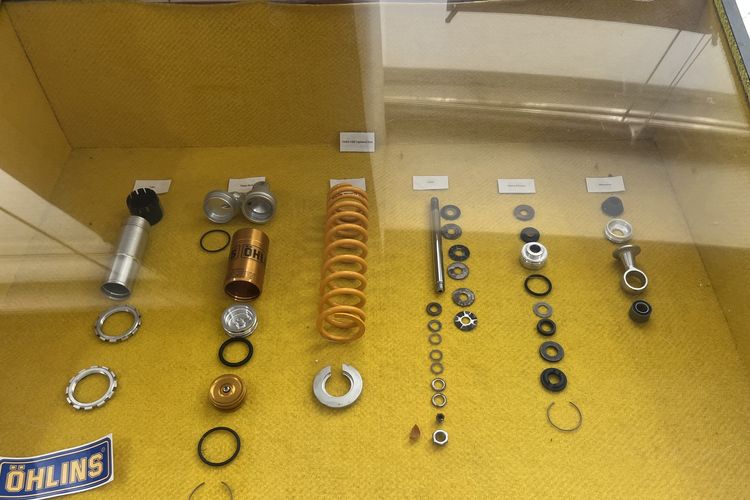 Mengenal Öhlins: Warna Kuning dan Sejarahnya