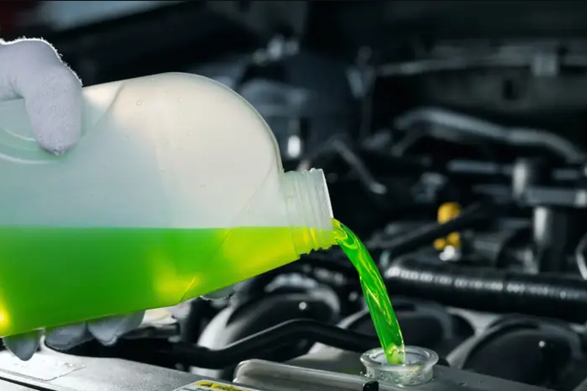Ini Dampak Salah Pilih Cairan Coolant pada Mesin Kendaraan