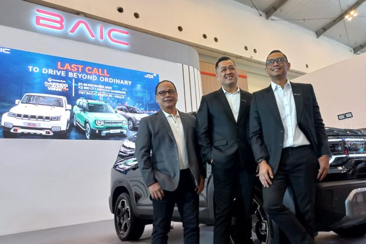 BAIC Luncurkan BJ30 Hybrid FWD di GJAW 2025, Harganya Spesial