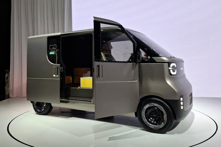 Mungil, Pintar, dan Listrik, Daihatsu Kayoibako Curi Perhatian di JMS 2025