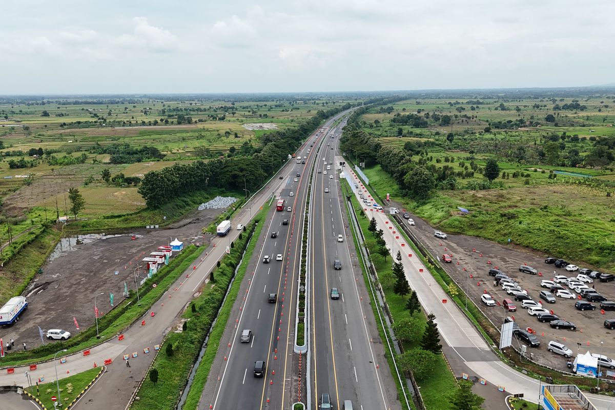 Tips Berkendara Aman di Jalur One Way Saat Arus Balik Lebaran