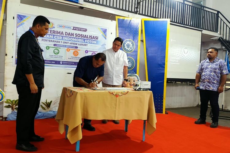 Foton E-View Masuk Kampus, Jadi Sarana Belajar Teknologi di NTT