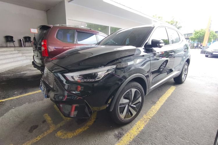 Kondisi MG ZS EV Setelah Menabrak Hotel di Klaten