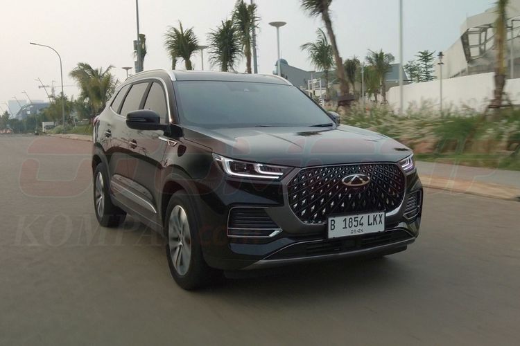 Perbandingan Cicilan Mitsubishi Destinator dan Chery Tiggo 8, Mana Lebih Murah?