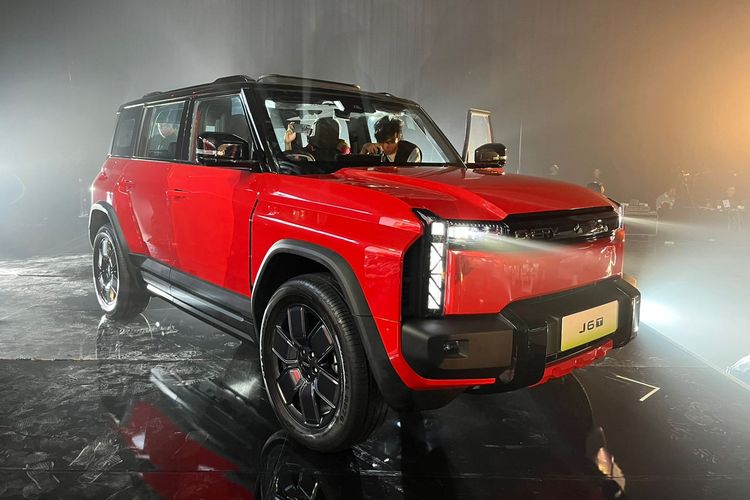 Momen GJAW 2025: Chery Perkenalkan J6T dan C5 CSH
