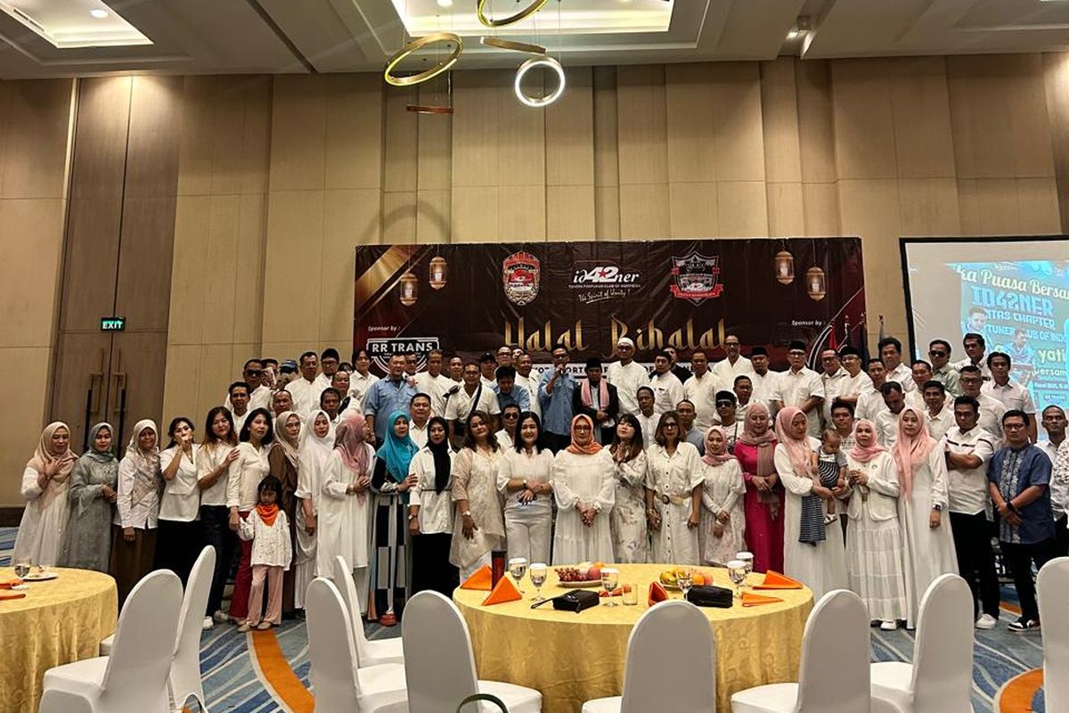 Toyota, Toyota Fortuner, Komunitas Toyota Fortuner Ini Berikan Santunan di Acara Halal Bihalal