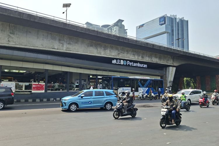 Respon Cepat Transjakarta Atasi Vandalisme di Halte Petamburan