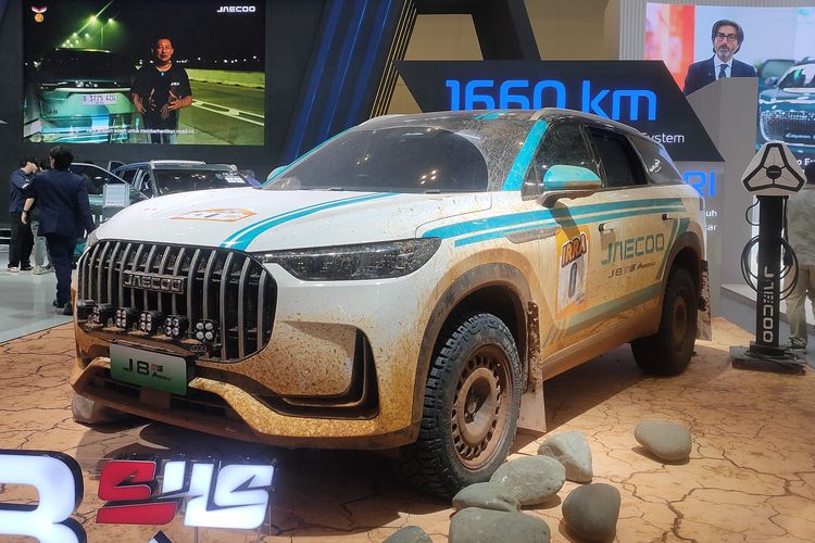 Teknologi Canggih Chery J8 SHS Ardis dalam Medan Reli IRRA 2025