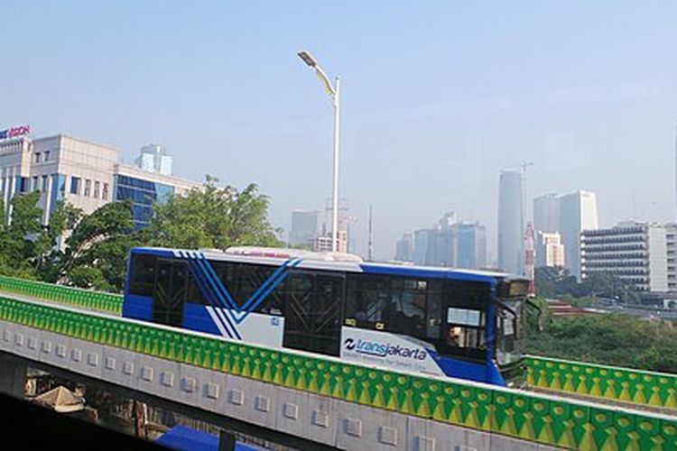 Transjakarta Klarifikasi Viral Batas Kecepatan 40 Km/Jam di Koridor 13