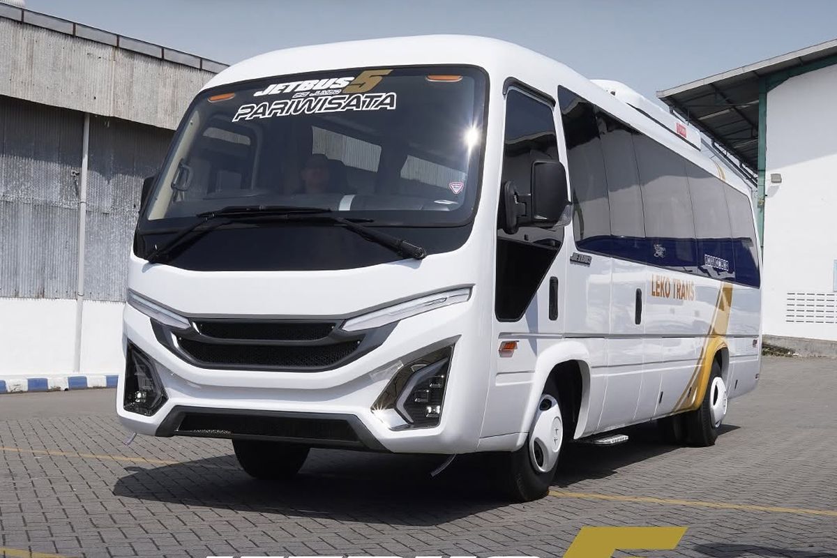 Isuzu, Jetbus 5 Big Jumbo Pakai Sasis Isuzu Milik Leko Trans, Interior Mewah