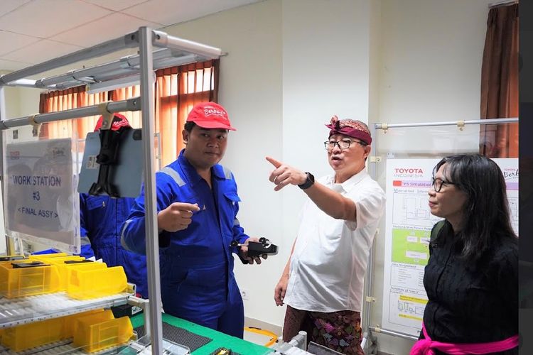 Toyota Bekali Mahasiswa Udayana dengan Toyota Production System