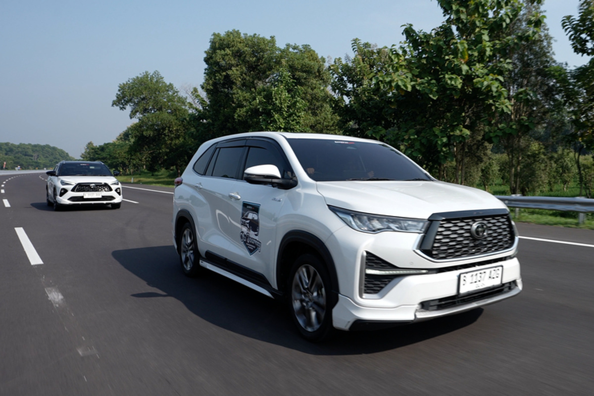 Toyota, Toyota Innova, Harga Toyota Innova Zenix Hybrid Bekas, Masih Rp 400 Jutaan