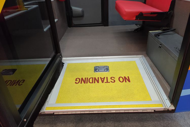 Bus Trans Jatim Malang Buatan Tentrem, Pakai Warna Biru Khas Arema