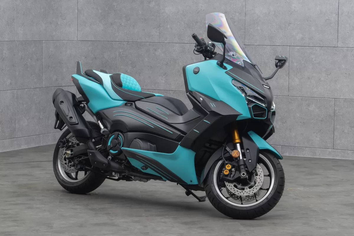 Mansory Sulap Yamaha TMAX 560 Jadi Maxi Scooter Full Karbon