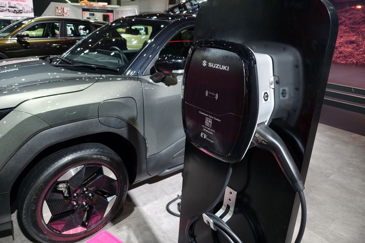 Mau Beli Mobil Listrik Suzuki eVitara, Cicilan mulai Rp 12 Jutaan