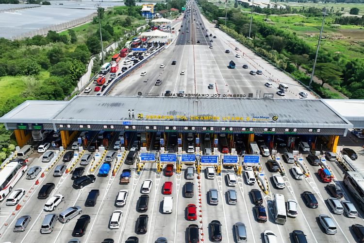 Mulai Padat, One Way Diterapkan dari Km 70 Cikampek - Km 188 Cipali