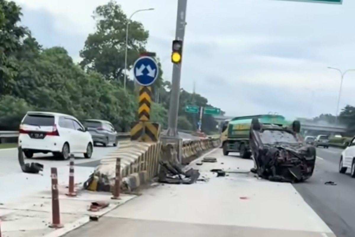 Bahaya Distraksi Saat Mengemudi: Pemicu Kecelakaan Fatal!