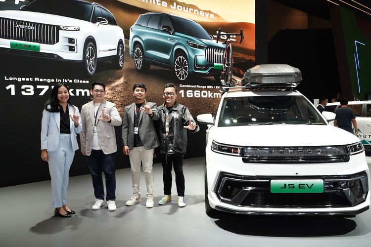 Jelang Mudik Lebaran, Mobil Hybrid Jadi Opsi Hadapi Macet