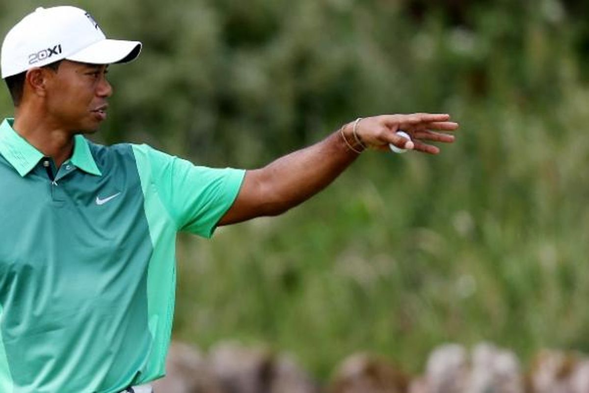 Kronologi Kecelakaan Tiger Woods: Range Rover Tabrak Pikap