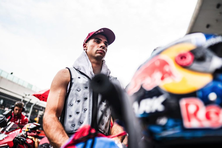 Toprak Masuk, Yamaha Kasih Tenggat Waktu Untuk Miller dan Oliveira